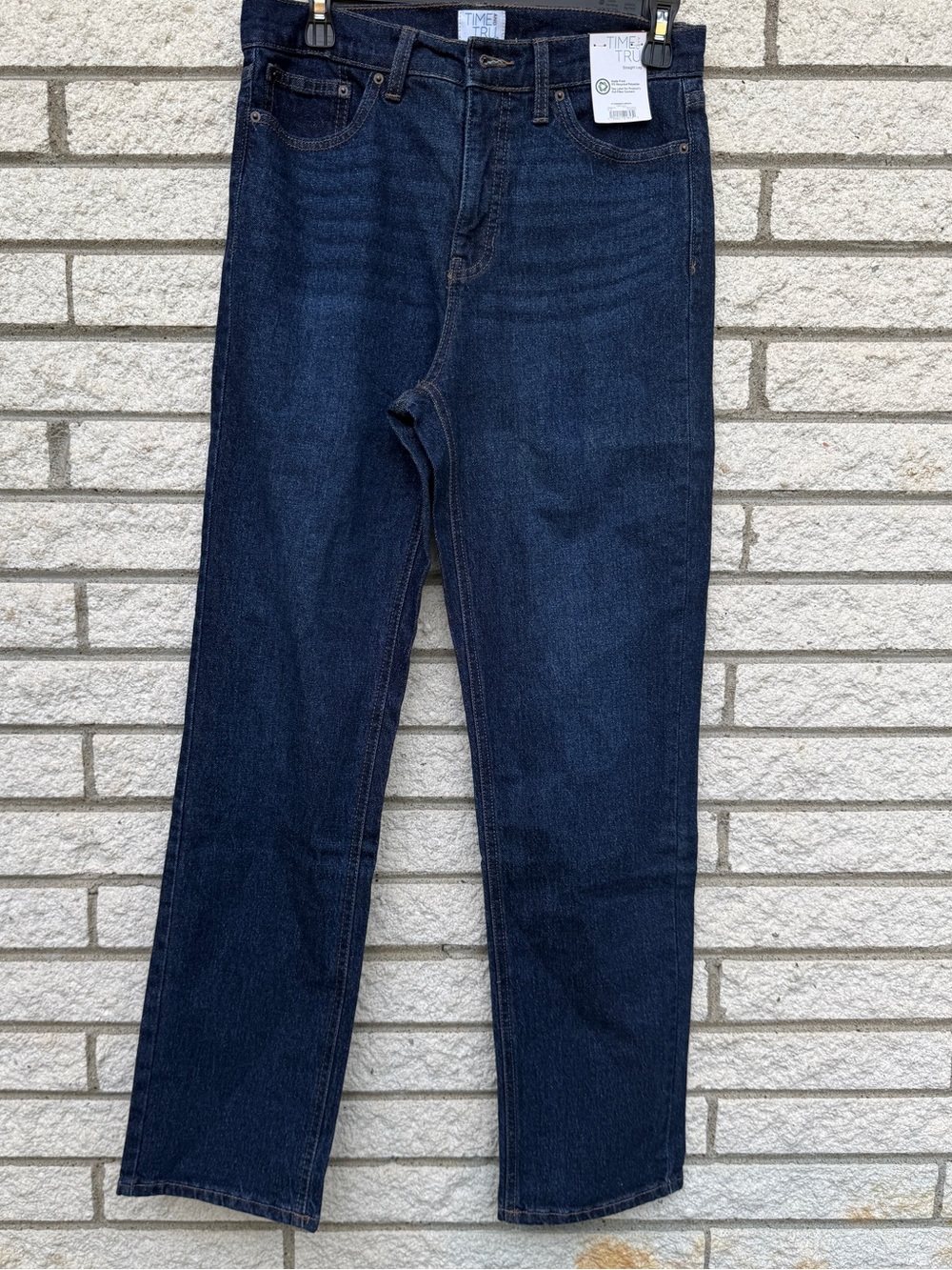 Time and Tru Dark Blue women’s Straight-Leg Jeans